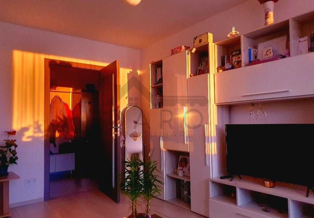 Apartament 2 camere DECOMANDAT complet utilat | Smart AC/TV | Zonă Poli 2 – Tudor/Centru - Poză 1
