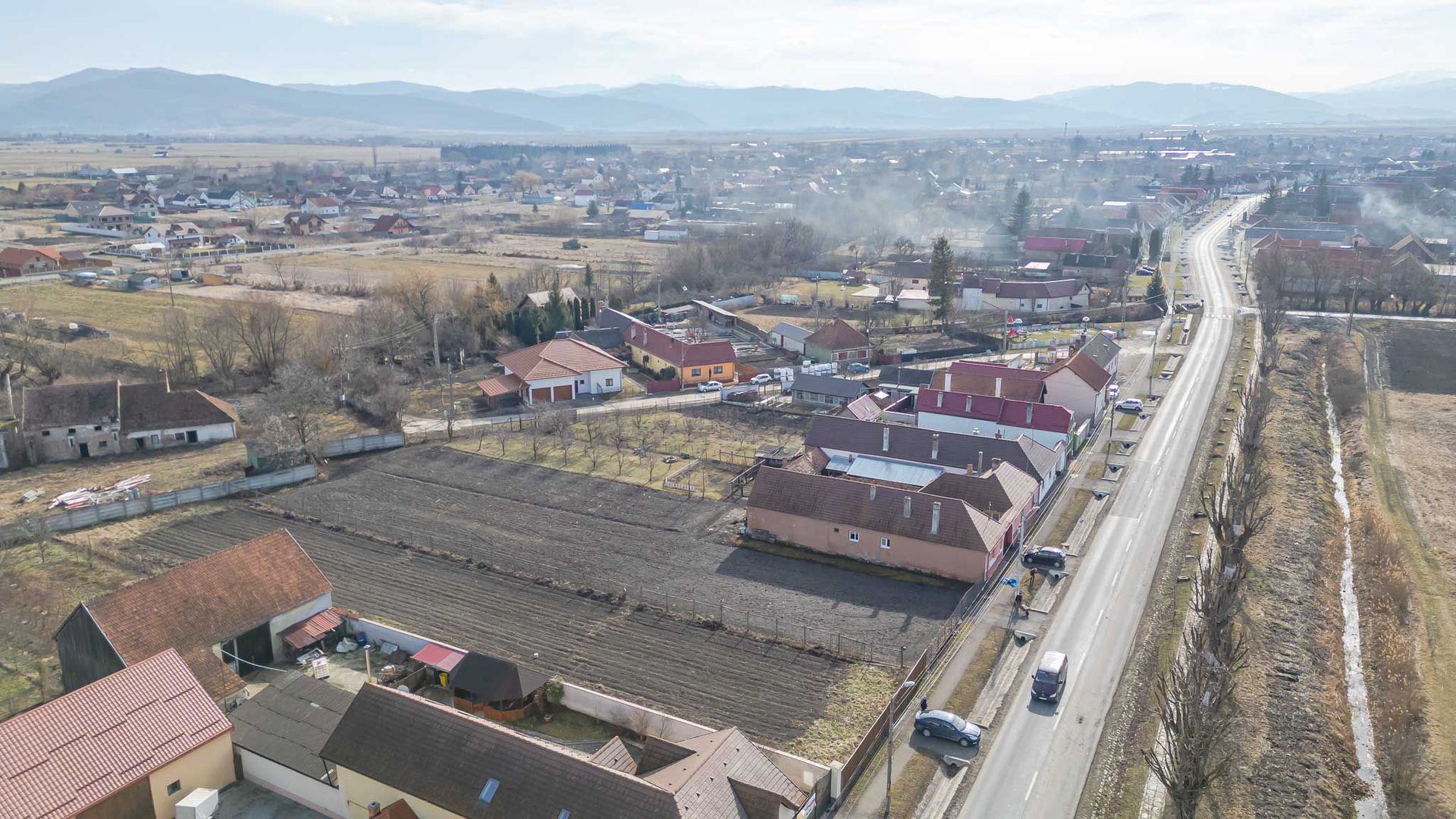 Descoperă Terenul Perfect în Prejmer: Investiția Ta în Viitor! - Poză 7