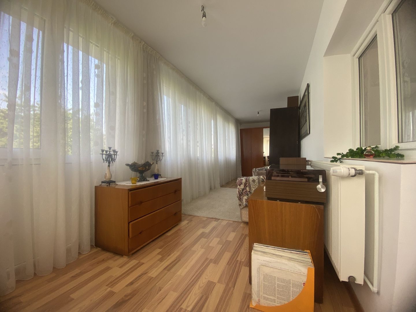 Oaza de liniste si verdeata! Vanzare casa cu 5 camere in Pucioasa - Poză 22