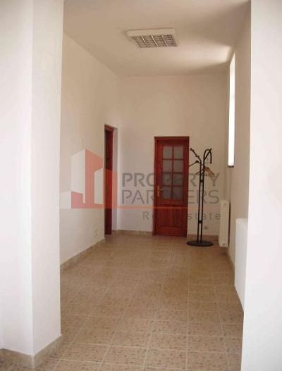 300 mp destinatie mixta zona Traian - Poză 11