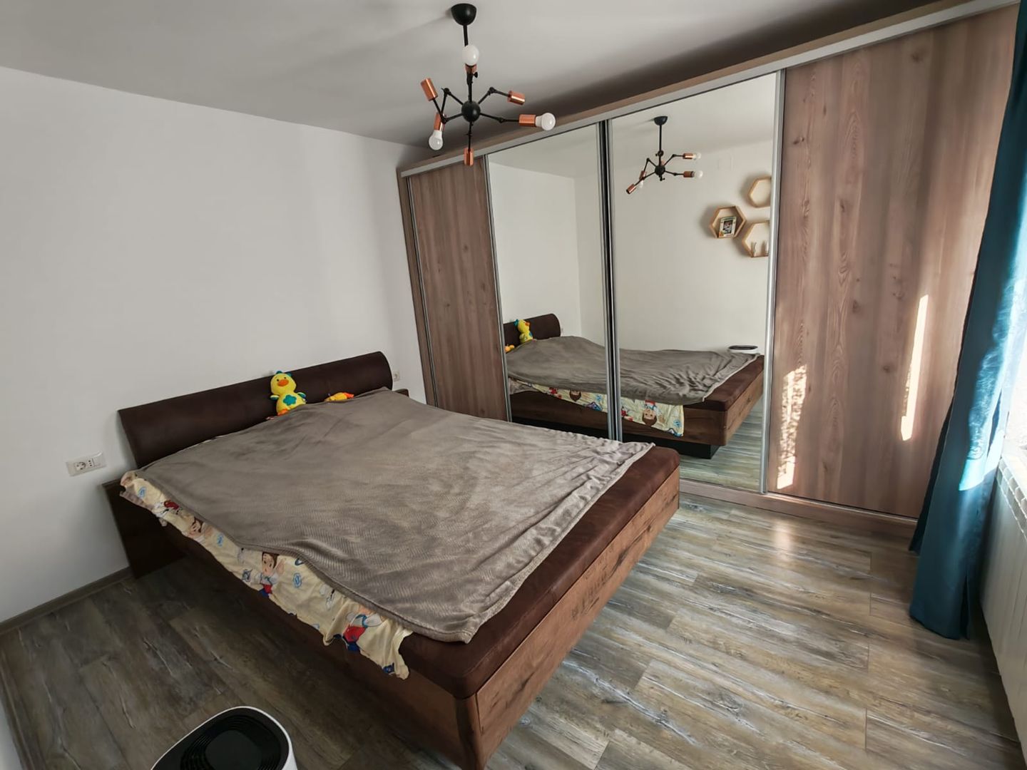 OVIDIU (Cod 01) Casa eleganta complet mobilata „la cheie” - Poză 5
