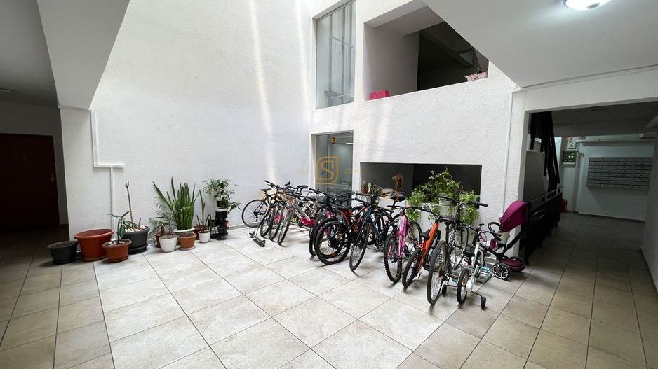 Apartament 3 camere de inchiriat, Cartierul Solar, loc de parcare - Poză 36