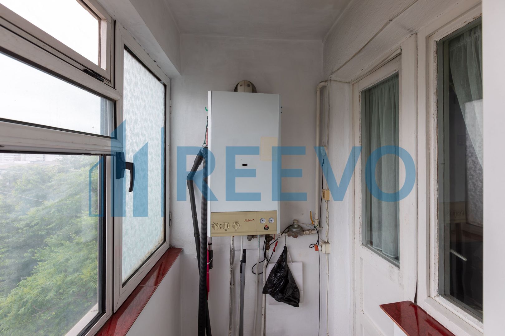Apartament 4 camere, Ultracentral Bacau - Poză 8