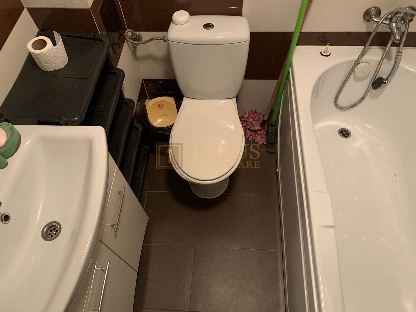 Bloc nou, centrala proprie; Lipovei. - Poză 11