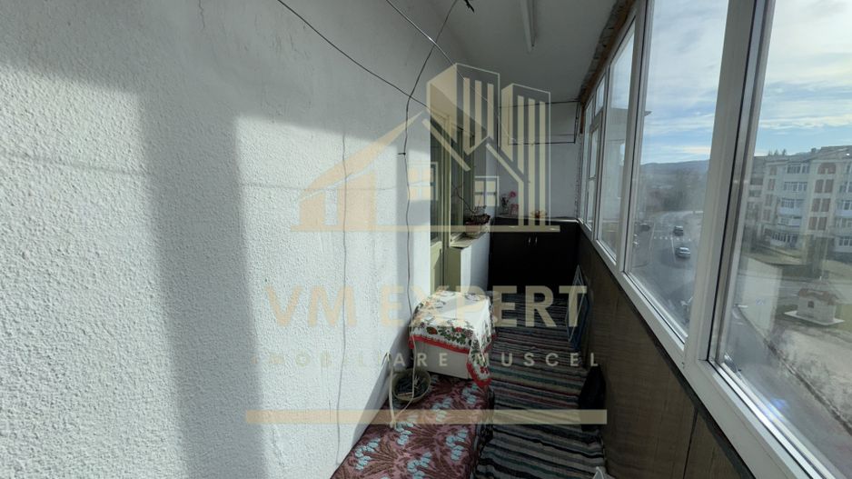 APARTAMENT 3 CAMERE CAMPULUNG, ETAJ 4, GRUI - Poză 6