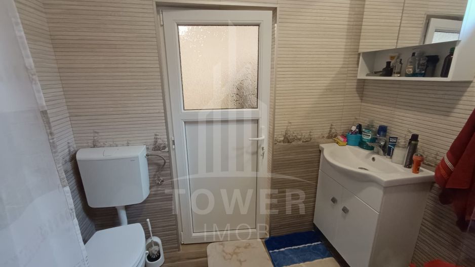 Casă de vânzare în satul Roșia cu vedere panoramică spre Munții Făgăras - Poză 18