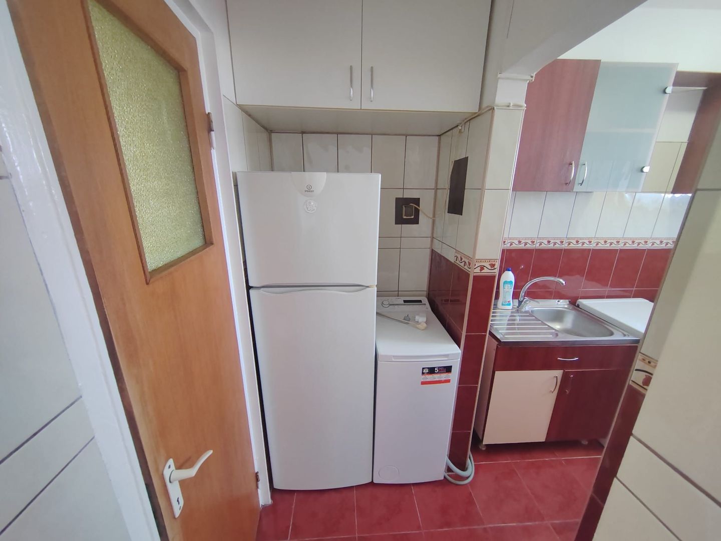 Metrou 1 Decembrie , PARCARE - Poză 6