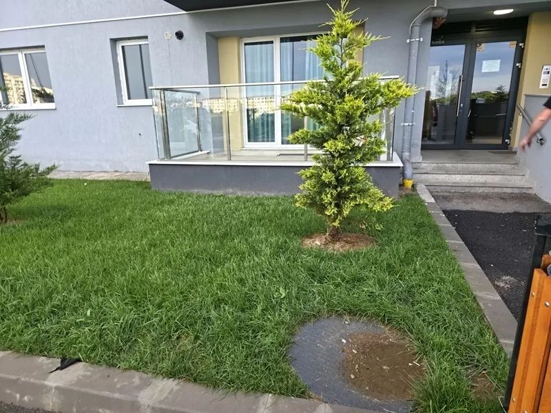Apartament nemobilat, zona Prelungire Ghencea + 2 locuri de parcare - Poză 1