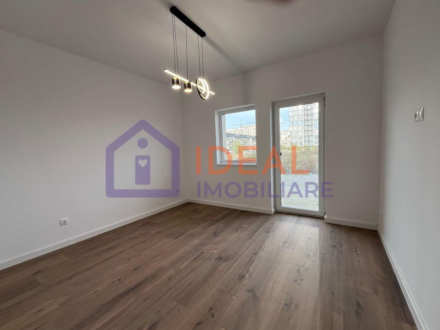 Apartamente 3 camere de vânzare – zona Prelungirea Doamna Stanca - Poză 5