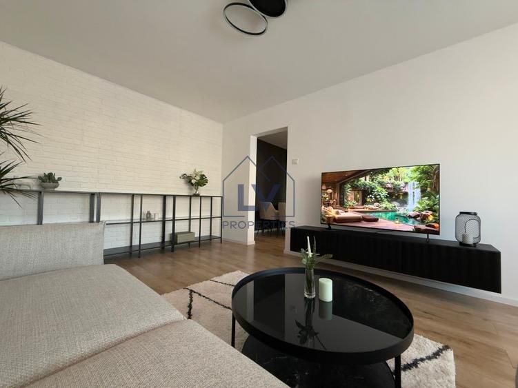 VANZARE APARTAMENT 2 CAMERE | ZONA OBOR | COMPLET RENOVAT - Poză 3