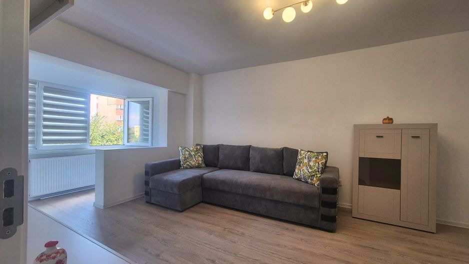 🏡 Exclusivitate -  2 camere decomandate, Centru Civic, la prima închiriere - Poză 1