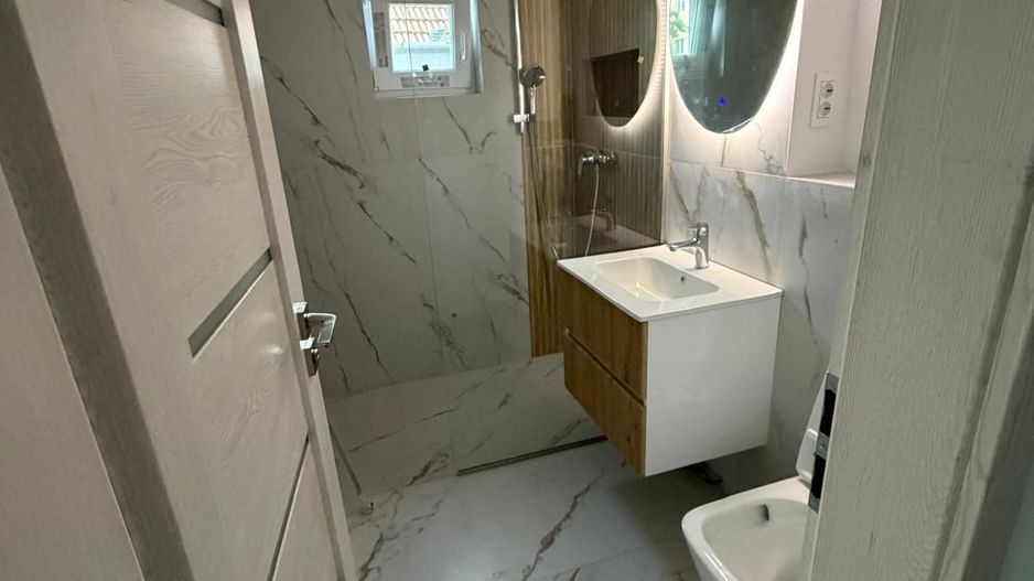 Dâmbovița| 3 camere | 2 băi | Boxa | Complet renovat | Încălzire în pardoseală - Poză 12