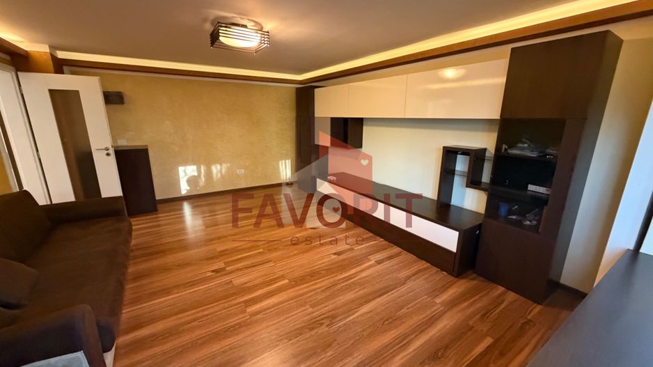 Etaj 2. Disponibil imediat. Garaj. Pozitie excelenta - Poză 2