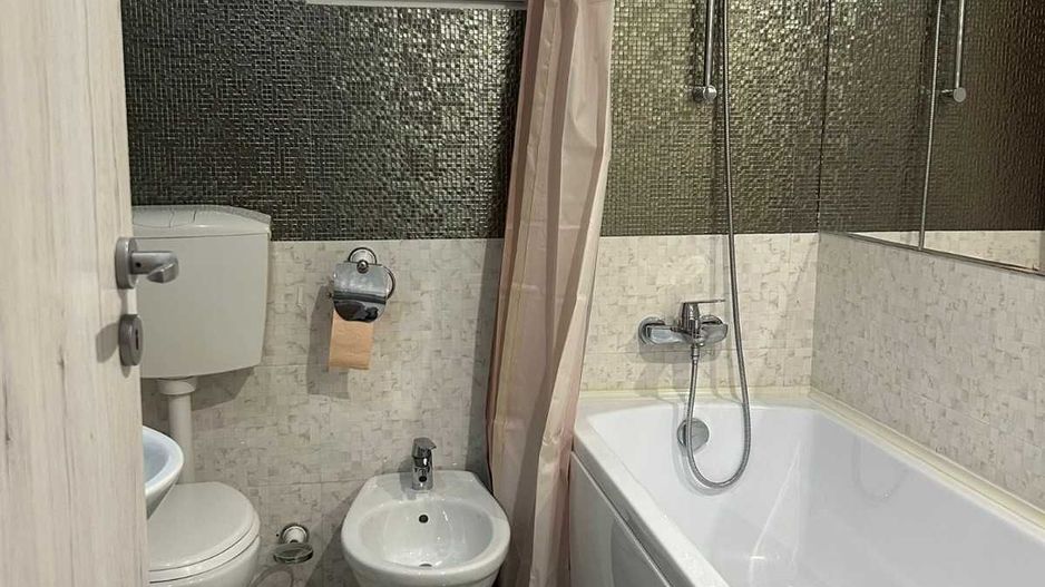 Apartament 4 camere, 2 bai, bloc 1984, centrala, Titan-Fizicienilor - Poză 7