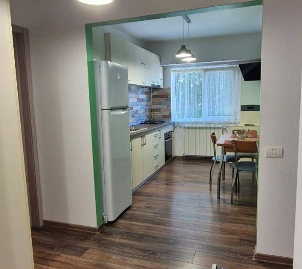 De vânzare apartament 2 camere – Constanța, (zona Casa de Cultură) - Poză 4