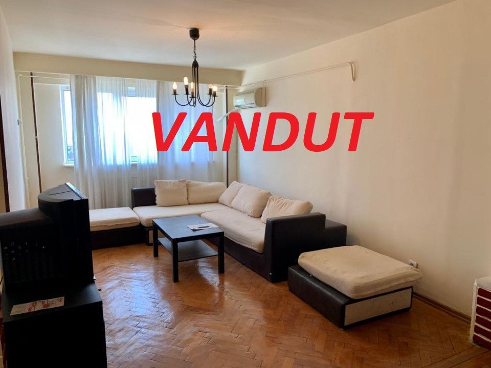 Vanzare Apartament ULTRACENTRAL 3 camere - Poză 1