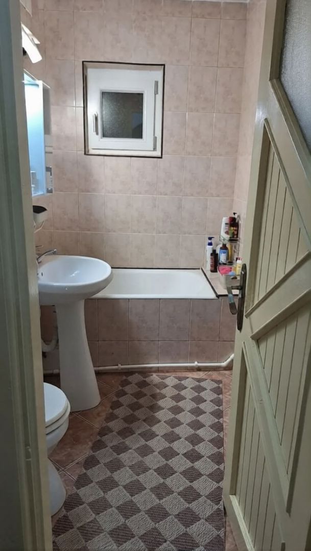 Apartament 3 camere  Sărari etaj 2 - Poză 7