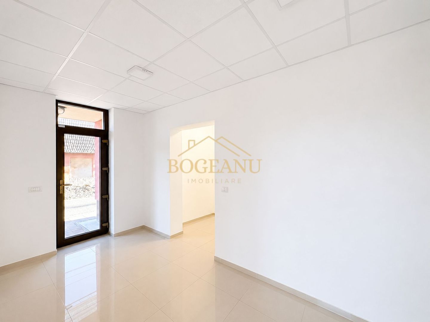 BG166- SPATIU COMERCIAL ÎN CHIȘODA-VAD PRINCIPAL,70 MP-COMISION 0% - Poză 3
