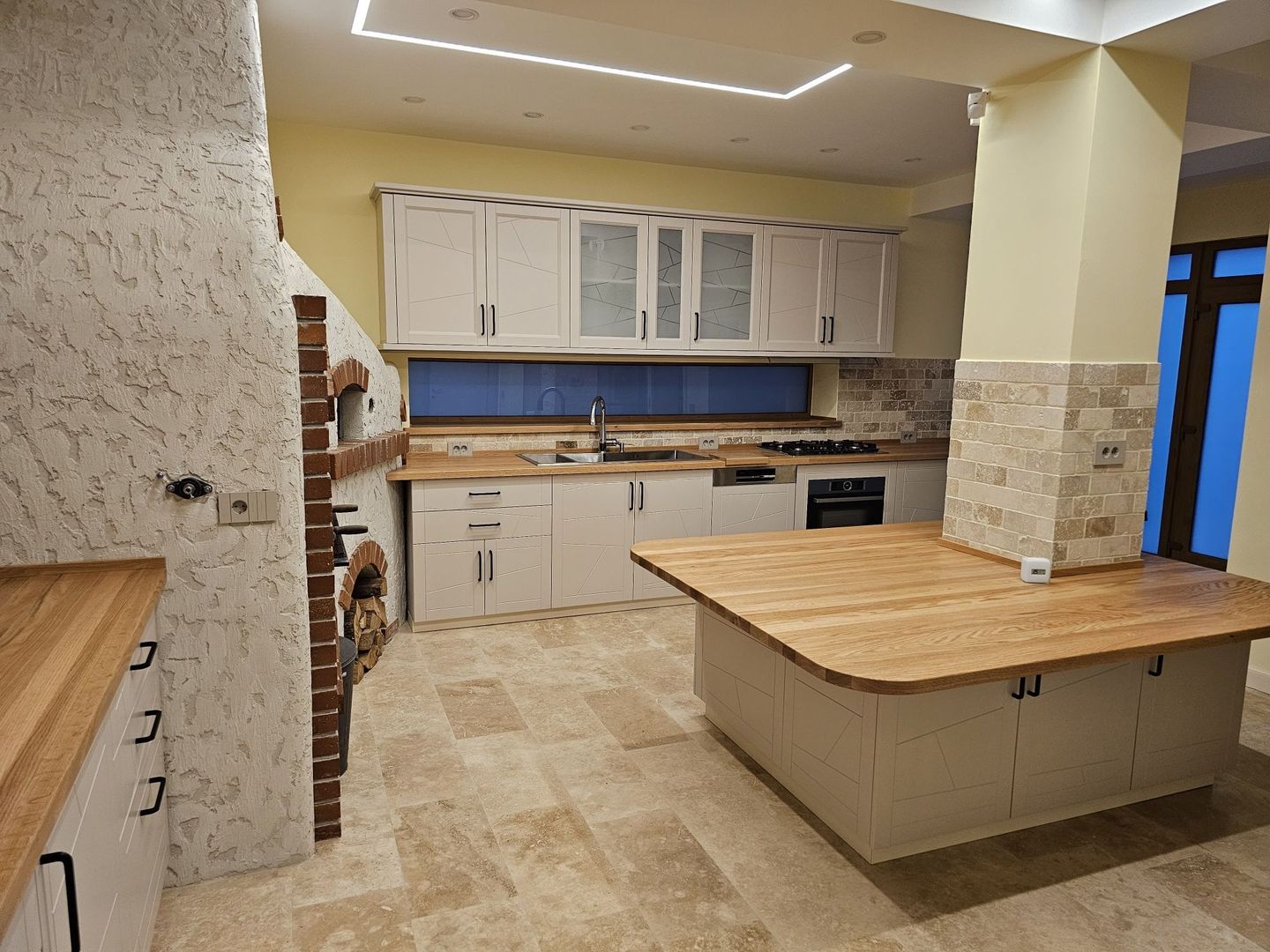 Luxury Smart Villa in Faleza Nord, Fully Renovated, 330 sqm Usable Are - Poză 3