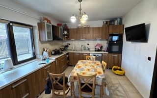 VILA 5 CAMERE 246 MP TEREN 817 MP CÂMPULUNG, 0 COMISION CUMPARATOR - Poză 51