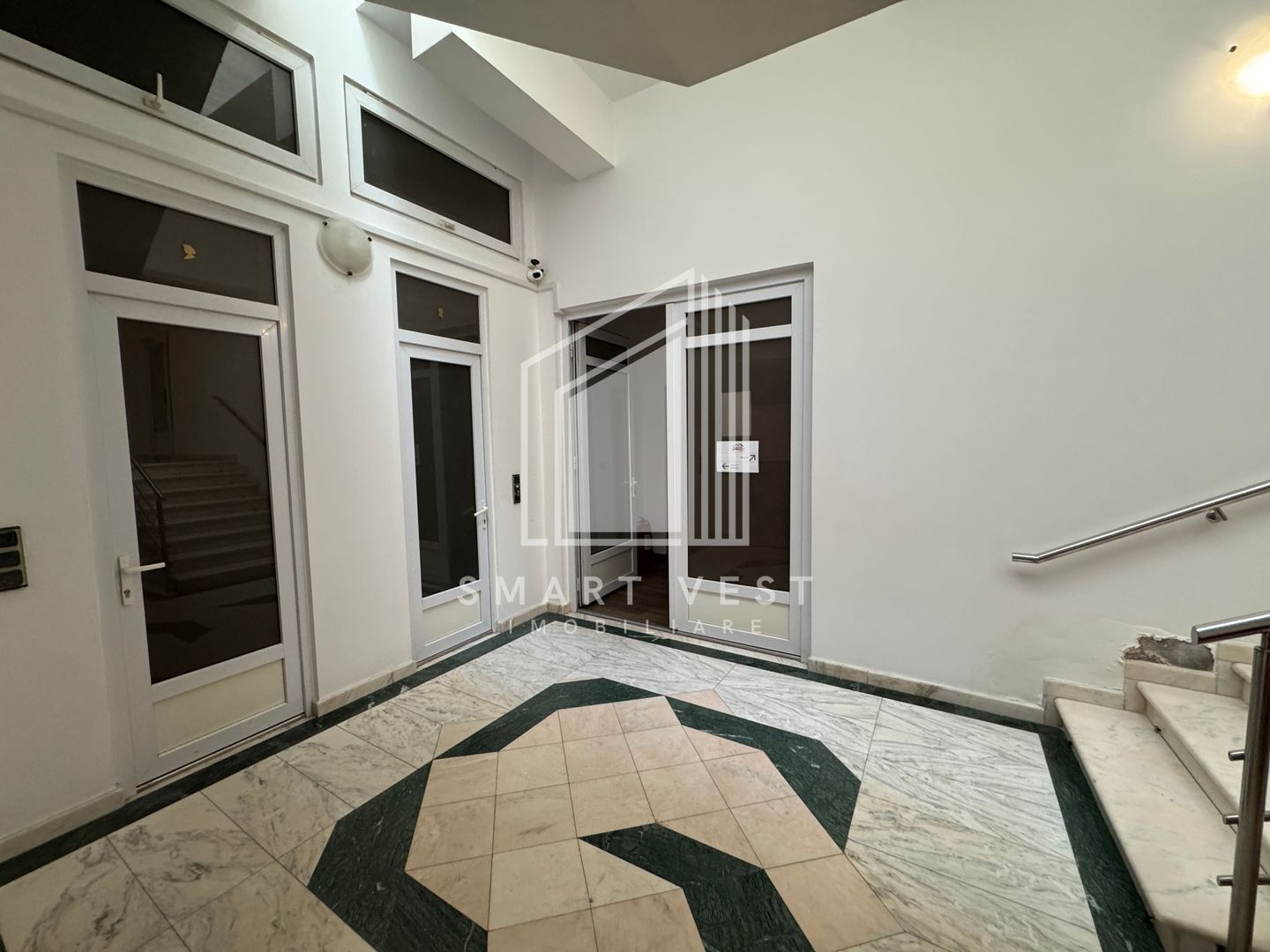 IMOBIL CENTRAL 500 MP | 8 CAMERE CU BĂI PROPRII | INVESTIȚIE - Poză 3