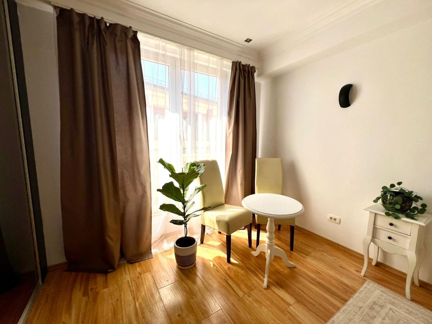 Apartament cu 3 Camere Herastrau / Terasă Generoasă - Poză 9