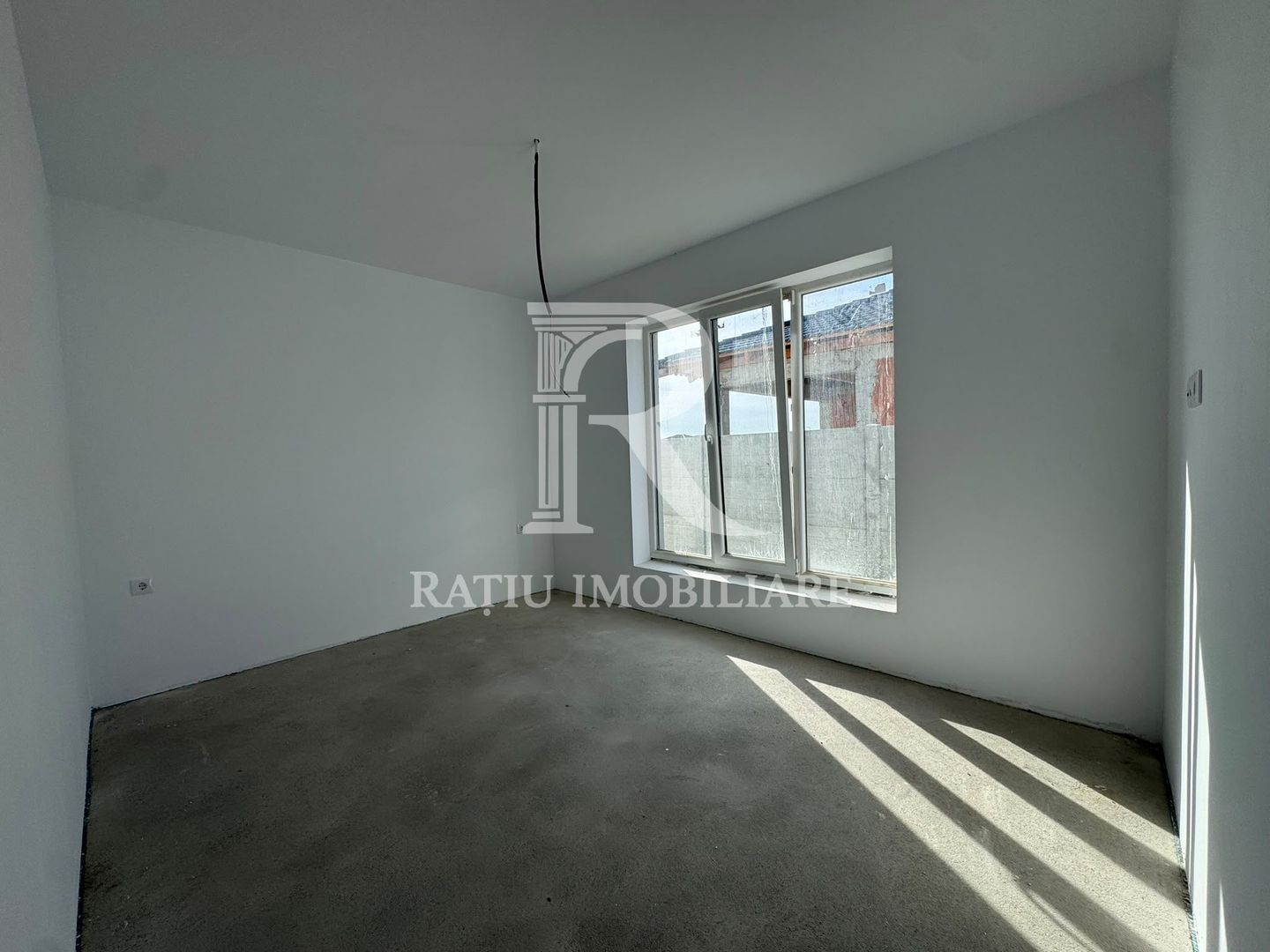 De Vanzare Casa cu 4 camere | Santandrei | 165.000 € - Poză 9