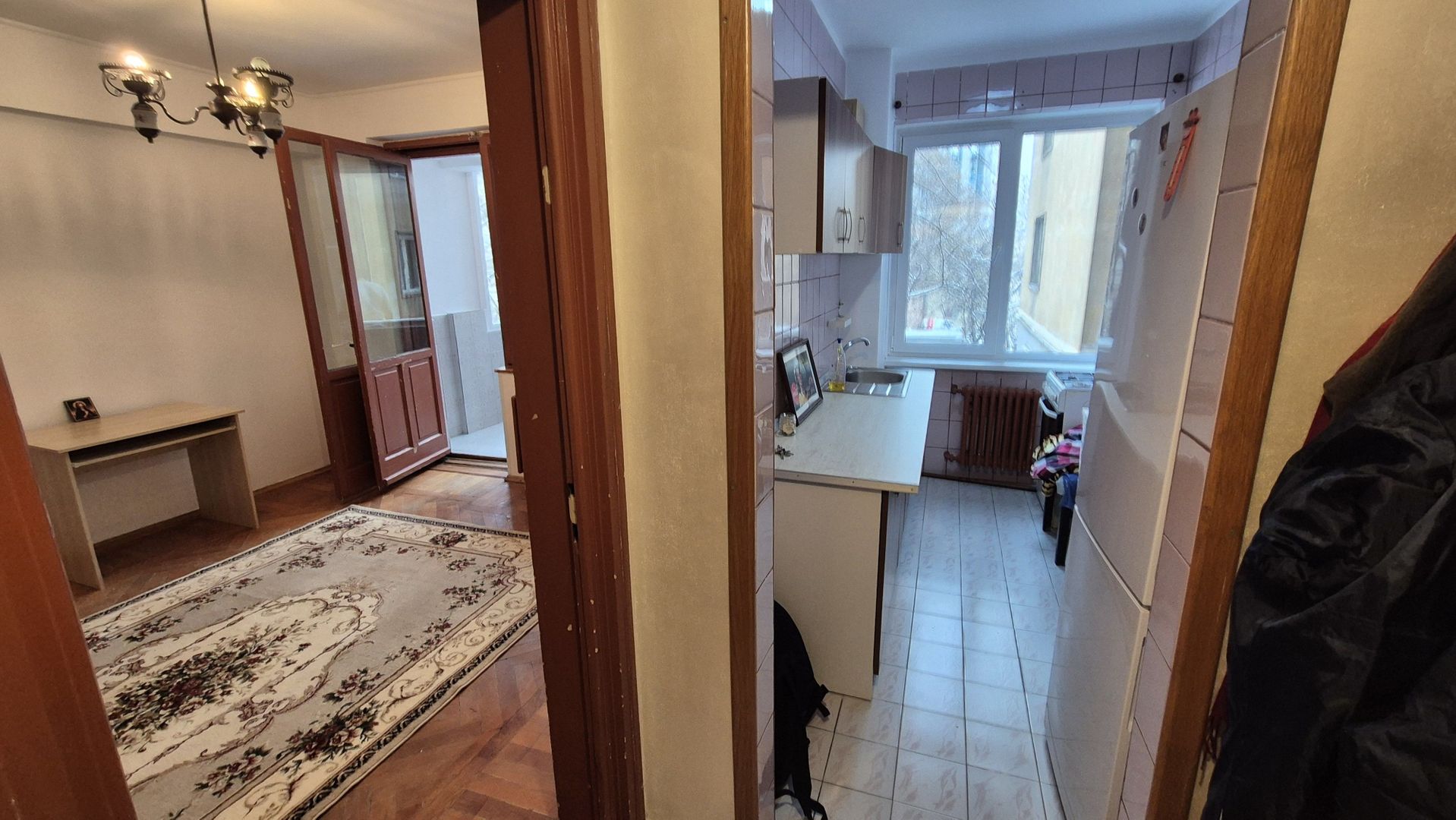 Apartament cu 2 camere - piata Romana - Poză 4