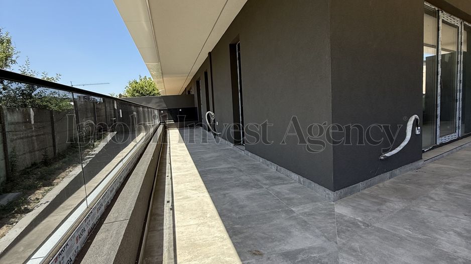 Apartament 3 camere de vanzare Pipera in bloc cu vedere la lac - Poză 12