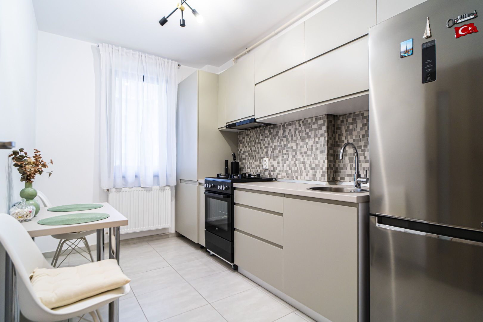 2 CAMERE, ETAJ 1, 56 mp, spatios, an 2019, bloc nou, mobilat-utilat, COMISION 0% - Poză 13