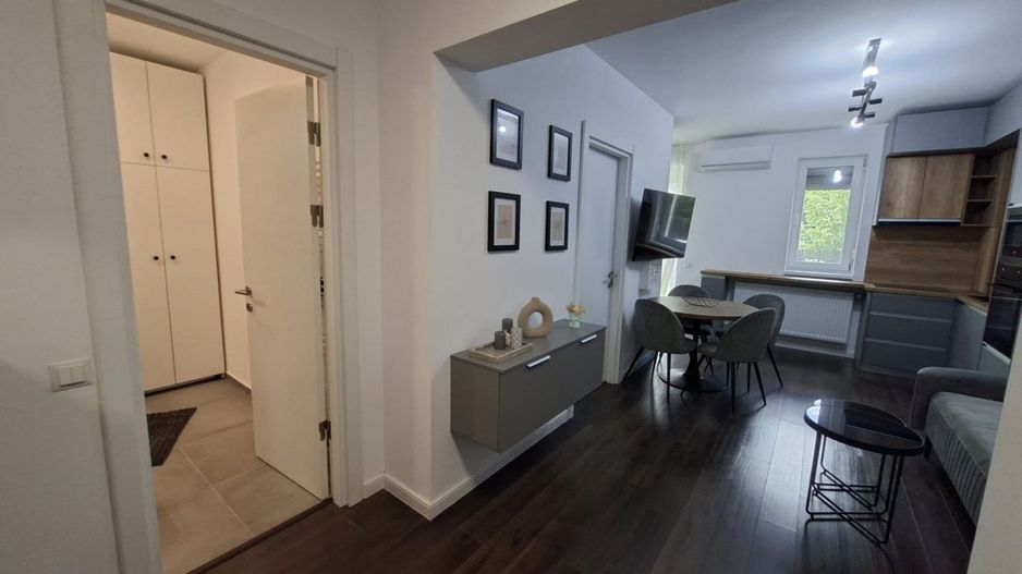 Studio modern bloc nou cu gradina proprie si loc de parcare - Poză 3