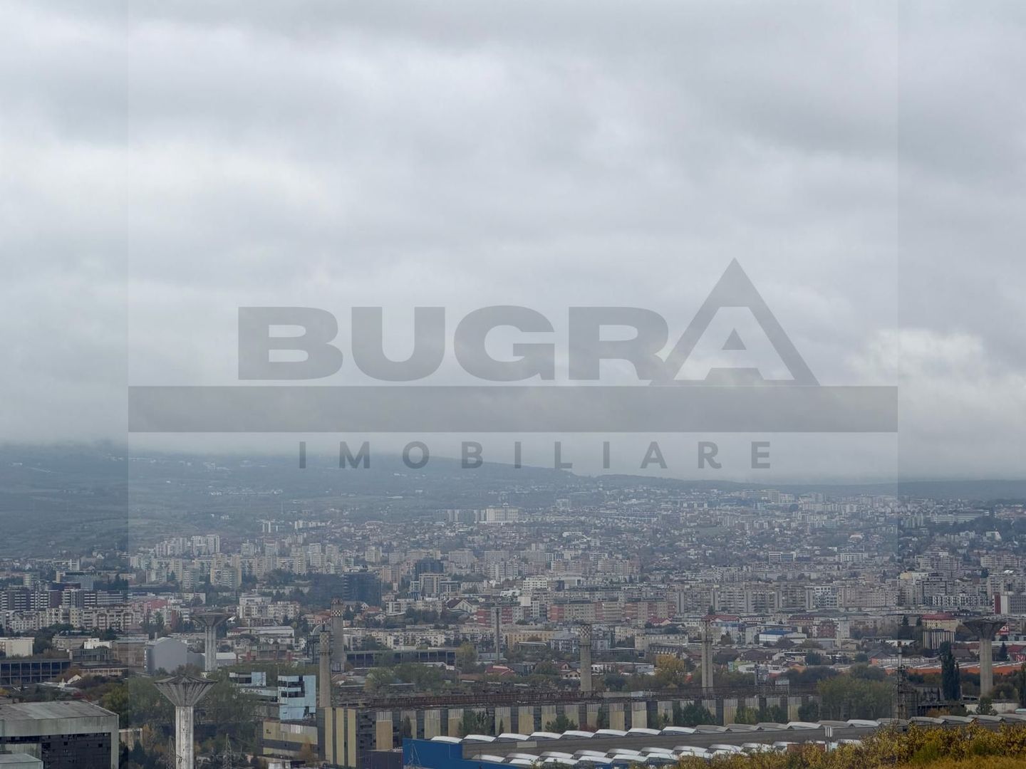 Duplex 190 mp utili, 200 teren, terasa 80 mp, cartier Voronet - Poză 12