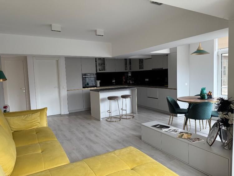 Apartament spatios 2 camere | Bulevardul Unirii | Renovat - Poză 1