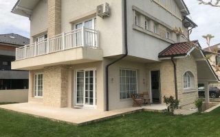 Casa individuala langa lacul Straulesti cu mutare imediata. Direct proprietar - Poză 1