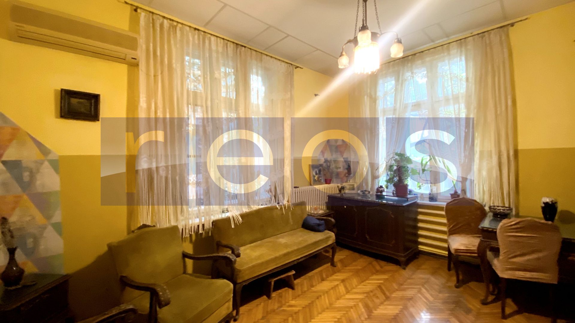 DE VANZARE CASA 6 CAMERE, CURTE SI CONSTRUCTIE SECUNDARA | COTROCENI - Poză 1