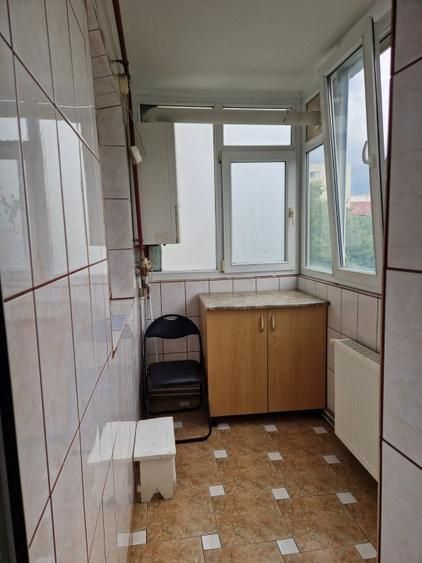 De inchiriat apartament cu 3 camere , Oltenitei sector4 - Poză 11