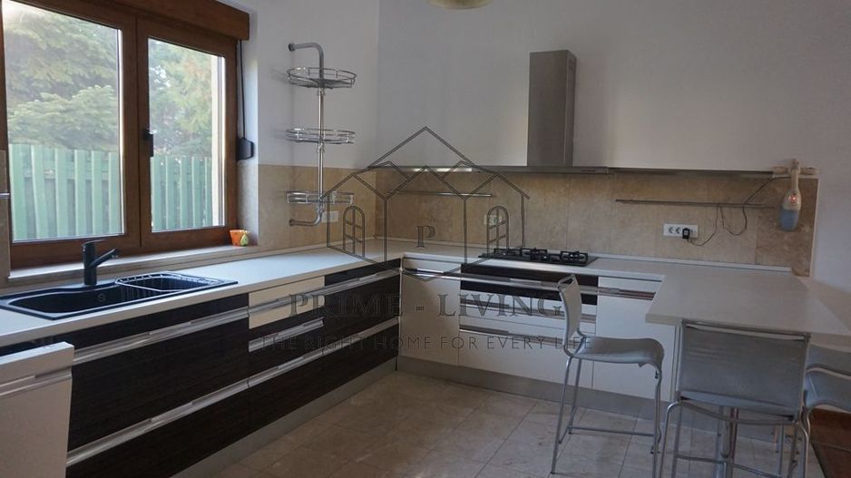 VILA CU 6 CAMERE SI PISCINA LA INCHIRIERE LANGA BRITISH SCHOOL - Poză 4