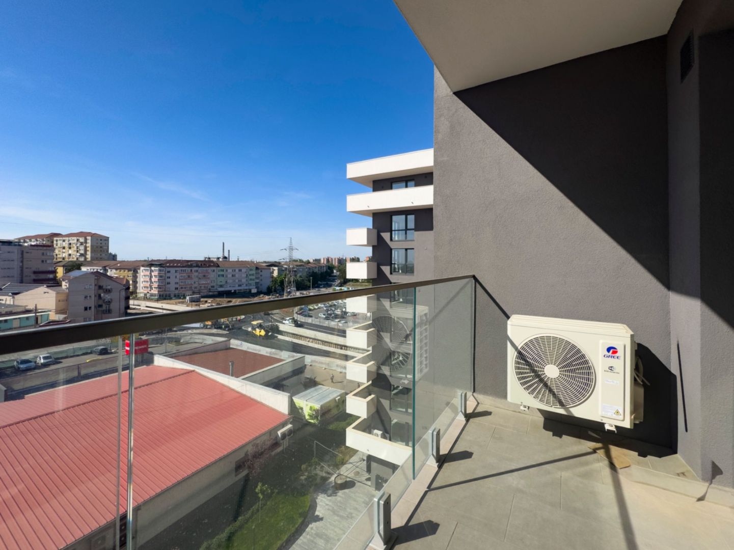 Apartament 2 camere Prima Urbană Oradea- Prima închiriere- Parcare - Poză 12