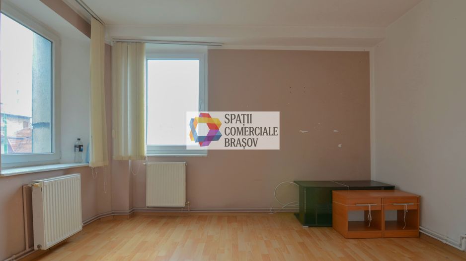Apartament cu trei camere, zona Centrul Civic - AFI 87 mp - Poză 8