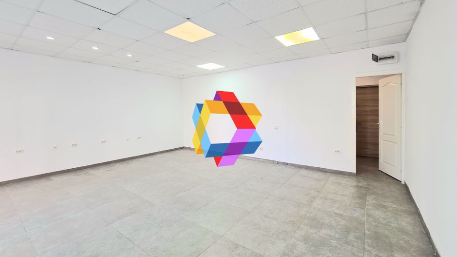 Spatiu comercial cu vad de închiriat Urban Coresi Brasov - 47 mp  # plus-imo.ro - Poză 3