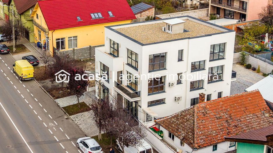 Clădire nouă P+2 cu showroom și birouri în Arad - Poză 2