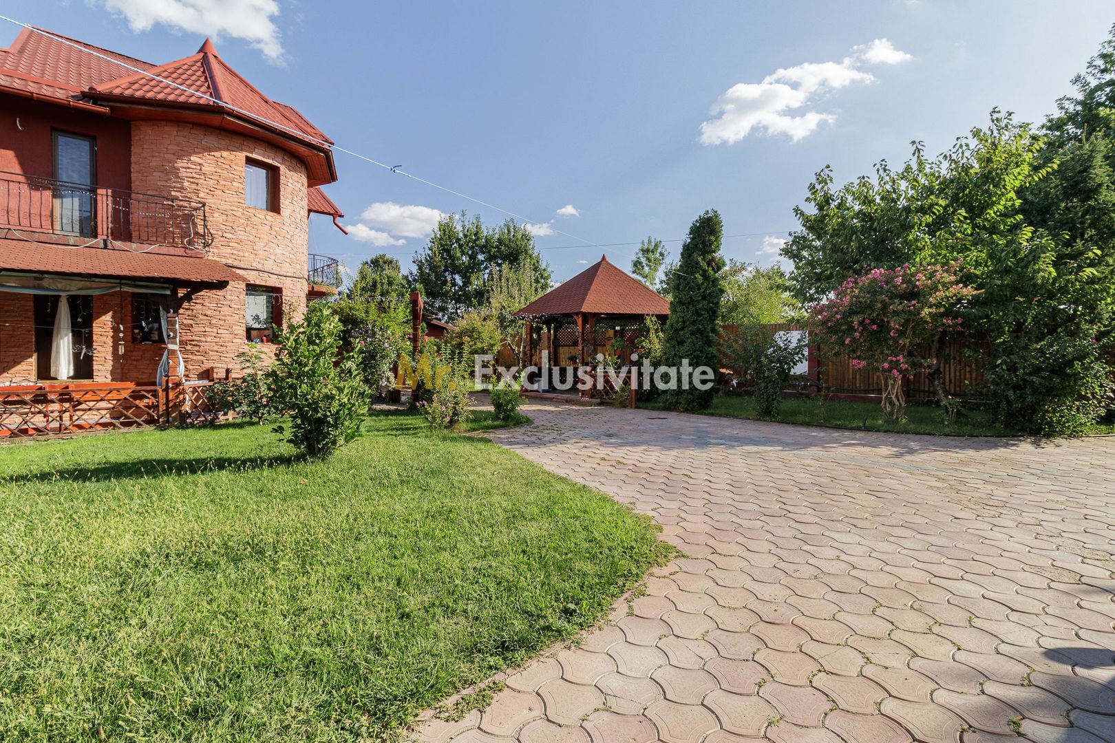 Vilă individuală cu 5 camere, piscină și curte generoasă | Mogoșoaia - Poză 29