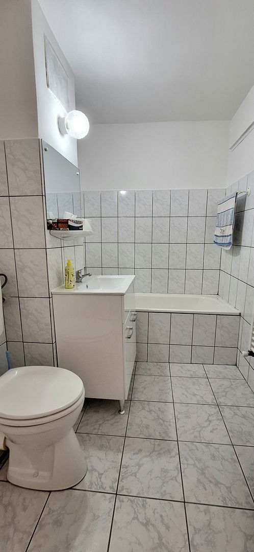 Apartament renovat cu 3 camere - zona Andrei Saguna - Poză 18