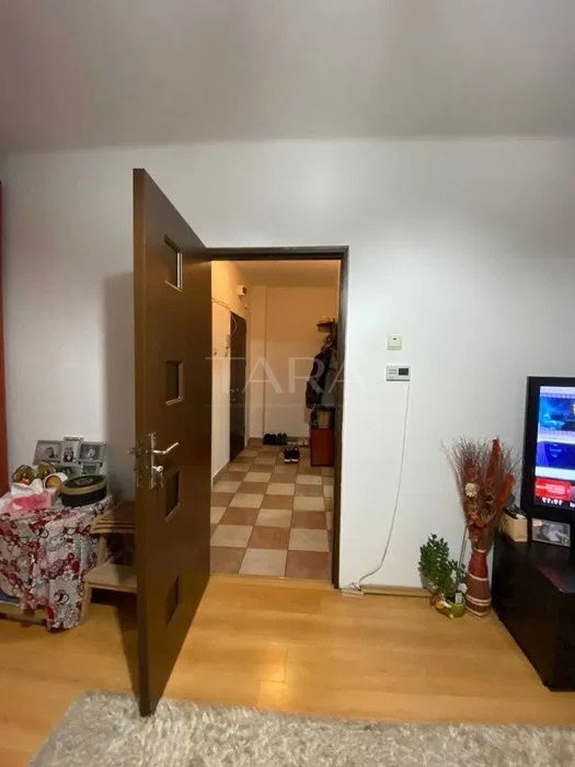Apartament cu 2 camere, 47 mp, zonă centrală, Facultatea de Litere. - Poză 4