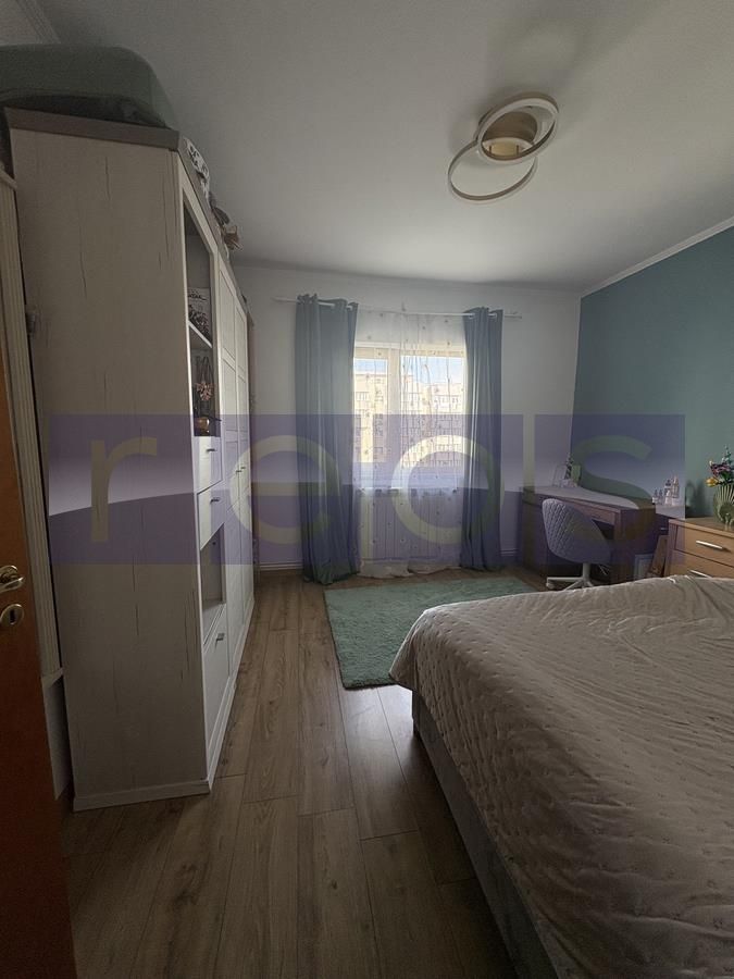 VANZARE 4 CAMERE DECOMANDAT PARCARE CALEA  VITAN - Poză 13