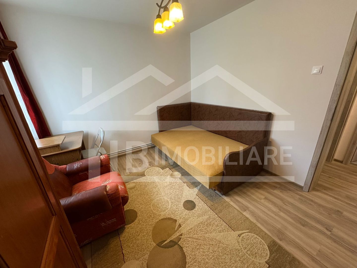 Apartament cu 3 camere, 66mp, Zona Semicentral - Poză 4