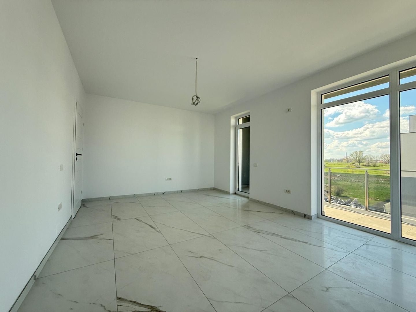 Braytim - SXD Market | 2 Camere | Curte proprie | Bucatarie inchisa - Poză 8