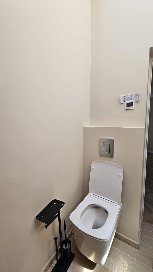 Corp de casă cu 2 imobile independente, curte și pod – Str. Mihai Viteazul - Poză 11