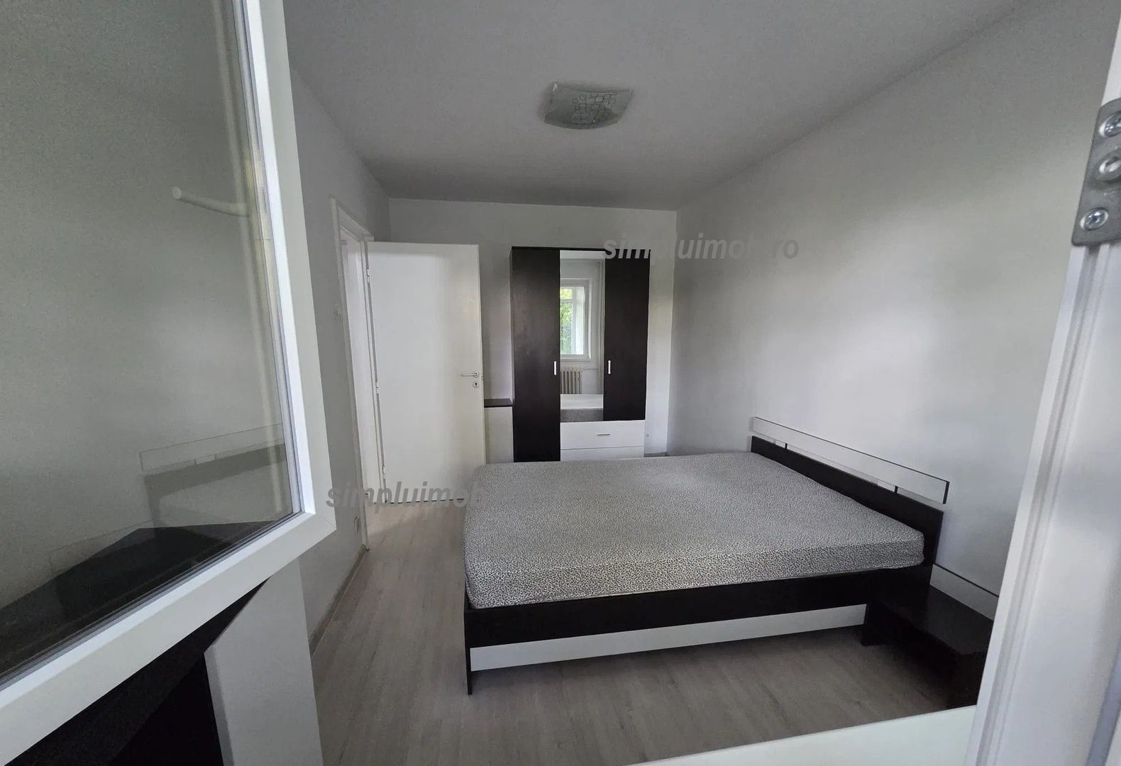 Decomandat 2 Camere Drumul Taberei - Poză 1