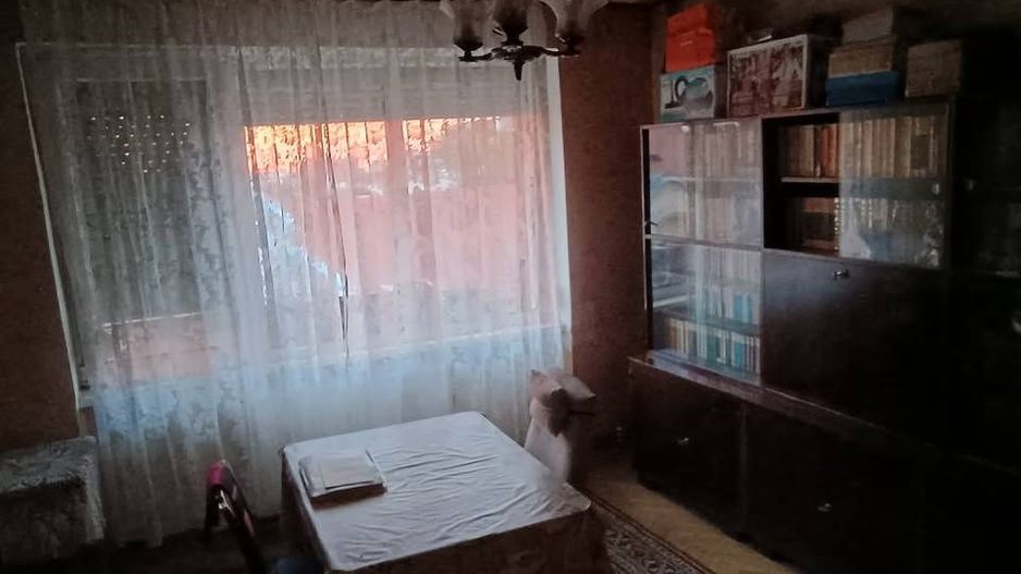 Apartament cu 2 camere - P-ta Victoriei - Poză 1